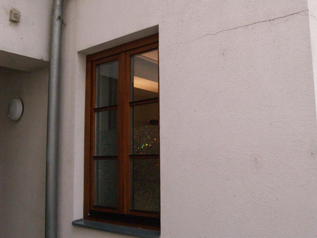 Lg Tiny Apartman Korneuburg Kültér fotó