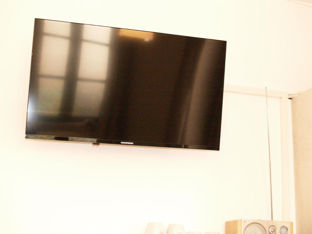 Lg Tiny Apartman Korneuburg Kültér fotó
